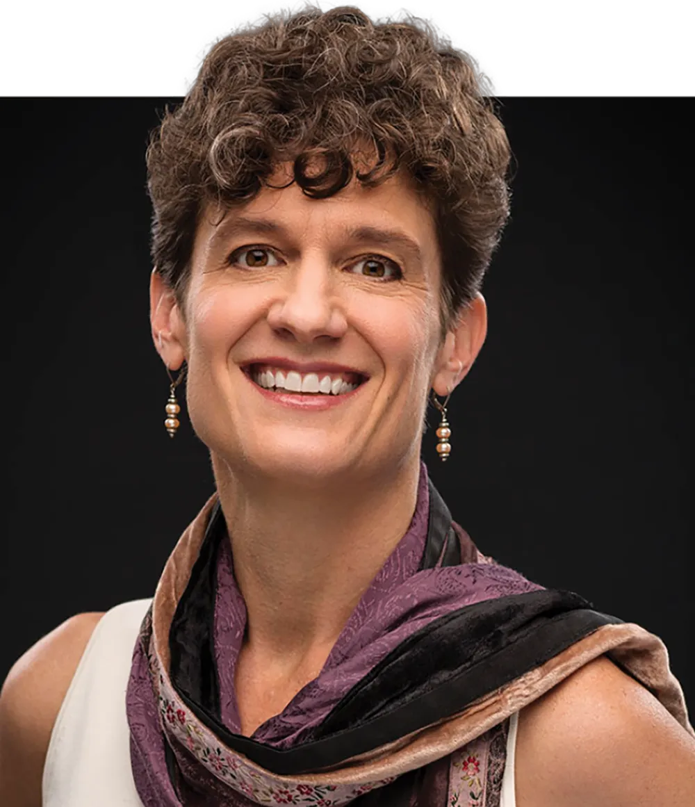 Jenny Zapf headshot