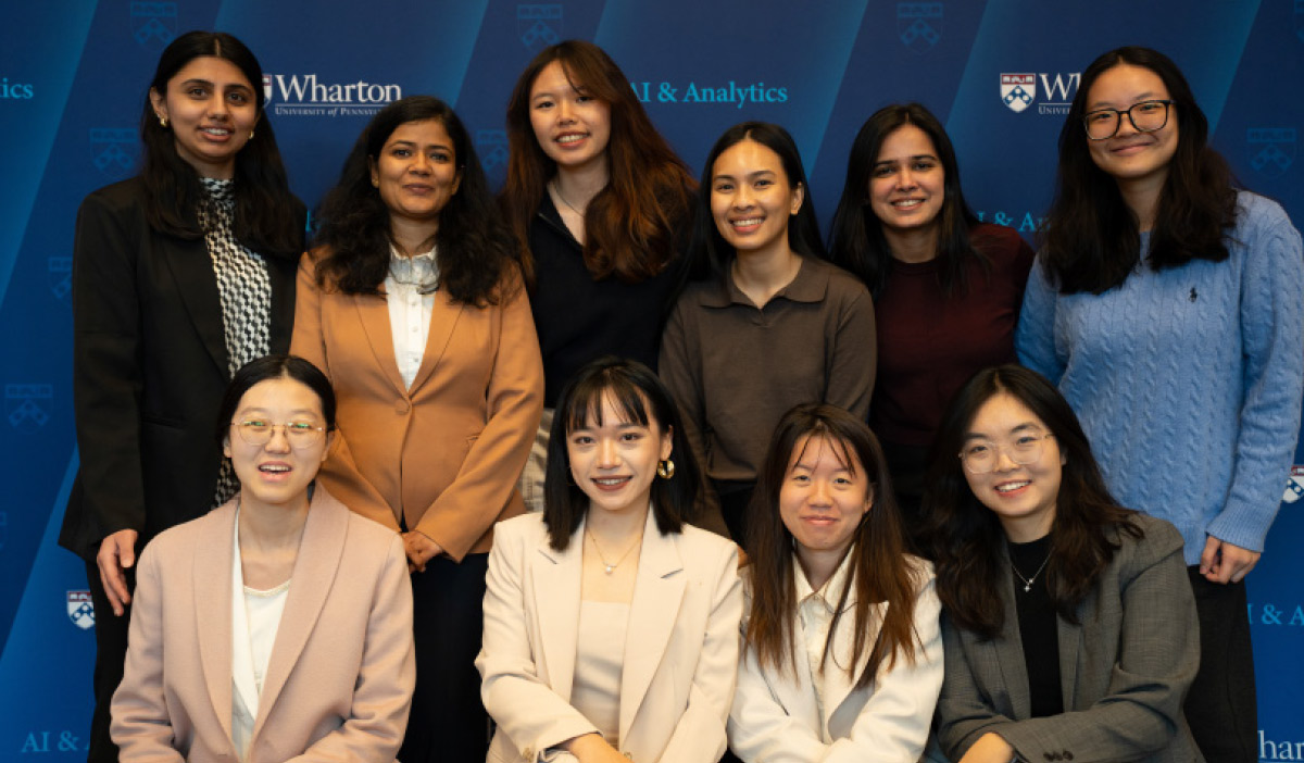 group photo of Ruchi Arora, Sakshi Singh, Amanda Tran, Catherine Roeroe, Jyoti Poonia, Polly Lau, Xinyue Cui, Shiyang Zhang, Siyun Chen, and Haowei Li